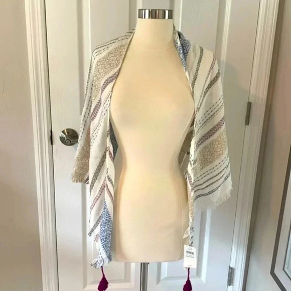 NWT J Jill Shawl/ triangle scarf - Picture 1 of 7